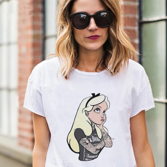 Disney princess graphic t-shirt. Size L - Picture 3 of 6